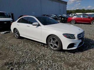 2019 Mercedes-Benz E 300 with VIN WDDZF4KB9KA520910, listed as a Copart auction lot 54697765 with 69,324 mi miles and Salvage title. Bid and sale history available at DreamBid. Image 4.