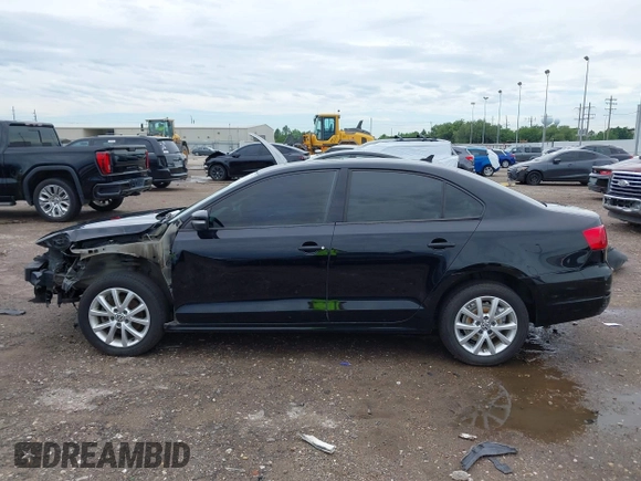 2011 Volkswagen Jetta SE с VIN 3VWDZ7AJ6BM317592, выставлен на аукционе IAAI как лот 42357861 с пробегом 189 330 миль миль и . История ставок и продаж доступна на DreamBid. Изображение 15.
