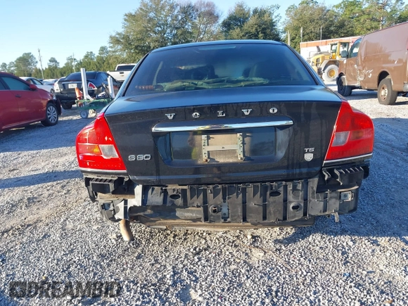 2005 Volvo S80 with VIN YV1TS592051395169, listed as a IAAI auction lot 41202944 with 187,072 mi miles. Bid and sale history available at carsss.com. Image 16.