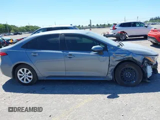 2025 Toyota Corolla LE z VIN 5YFB4MDEXSP240479, wystawiony jako IAAI lot #41769331 z przebiegiem 1075 mil mil oraz . Historia ofert i sprzedaży dostępna na DreamBid. Obrazek 14.