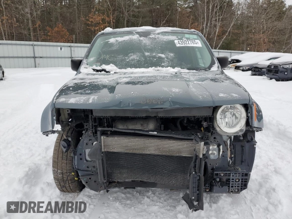 2017 Jeep Renegade Sport with VIN ZACCJBAB8HPF01536, listed as a Copart auction lot 43922765 with 145,883 mi miles and Non Repairable. Bid and sale history available at carsss.com. Image 5.