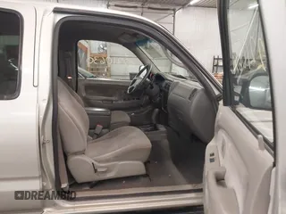 2001 Toyota Tacoma PreRunner with VIN 5TEGN92N51Z845148, listed as a IAAI auction lot 42210630 with 387,766 mi miles and . Bid and sale history available at DreamBid. Image 5.