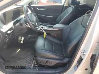 2022 Kia EV6 Wind z VIN KNDC3DLC7N5036151, wystawiony jako Copart lot #53167575 z przebiegiem 71 258 mil mil oraz Szkoda całkowita • Salvage title. Historia ofert i sprzedaży dostępna na DreamBid. Obrazek 7.