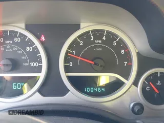 2010 Jeep Wrangler Sahara с VIN 1J4GA5D11AL105992, выставлен на аукционе IAAI как лот 41434926 с пробегом 100 464 миль миль и . История ставок и продаж доступна на DreamBid. Изображение 16.