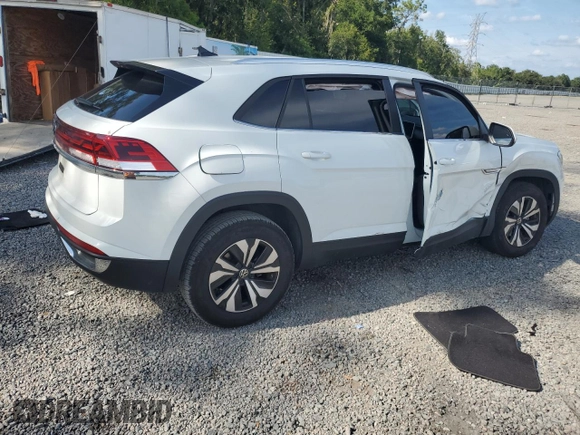2024 Volkswagen Atlas SE z VIN 1V2DE2CA2RC207731, wystawiony jako Copart lot #68003224 z przebiegiem 12 886 mil mil oraz Szkoda całkowita • Salvage title. Historia ofert i sprzedaży dostępna na DreamBid. Obrazek 3.