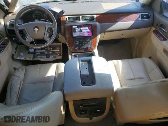 2013 Chevrolet Avalanche LT with VIN 3GNMCFE02DG344524, listed as a Copart auction lot 81173154 with 199,558 mi miles and Salvage Title. Bid and sale history available at DreamBid. Image 8.