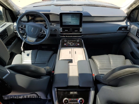 2020 Lincoln Navigator Black Label z VIN 5LMJJ3TT5LEL05146, wystawiony jako Copart lot #53471835 z przebiegiem 42 863 mil mil oraz Szkody całkowita. Historia ofert i sprzedaży dostępna na DreamBid. Obrazek 8.