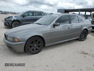 2002 BMW 5 Series 525iA with VIN WBADT43462GZ95521, listed as a Copart auction lot 46095035 with 146,367 mi miles and Non Repairable. Bid and sale history available at carsss.com. Image 1.