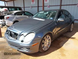 2007 Mercedes-Benz E 350 z VIN WDBUF56X37B105789, wystawiony jako IAAI lot #42010158 z przebiegiem Nie podano mil oraz . Historia ofert i sprzedaży dostępna na DreamBid. Obrazek 2.