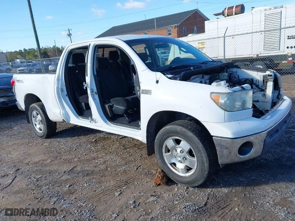 2007 Toyota Tundra SR5 with VIN 5TFRV54107X020677, listed as a IAAI auction lot 41732876 with 1 mi miles. Bid and sale history available at carsss.com. Image 1.