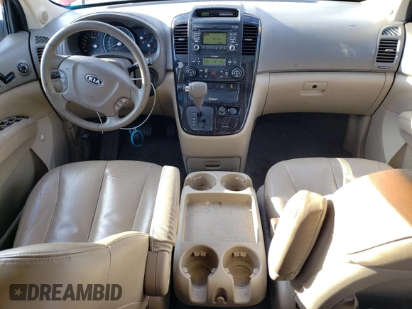 2011 Kia Sedona EX with VIN KNDMH4C7XB6372889, listed as a Copart auction lot 86370944 with 212,233 mi miles and Salvage Title. Bid and sale history available at carsss.com. Image 8.