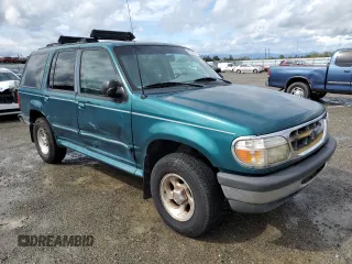 1998 Ford Explorer XL z VIN 1FMZU34E1WUA53077, wystawiony jako Copart lot #51517095 z przebiegiem 216 797 mil mil oraz Czysty tytuł • Clean title. Historia ofert i sprzedaży dostępna na DreamBid. Obrazek 4.