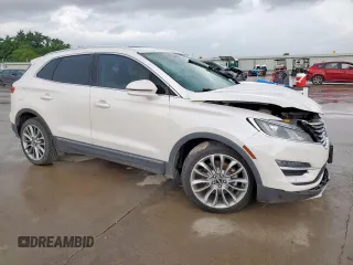2017 Lincoln MKC Reserve with VIN 5LMCJ3C95HUL71240, listed as a Copart auction lot 60345115 with 101,711 mi miles and Salvage title. Bid and sale history available at DreamBid. Image 4.