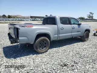 2020 Toyota Tacoma SR5 with VIN 3TMDZ5BN1LM087471, listed as a Copart auction lot 63074925 with 28,489 mi miles and Salvage title. Bid and sale history available at DreamBid. Image 3.