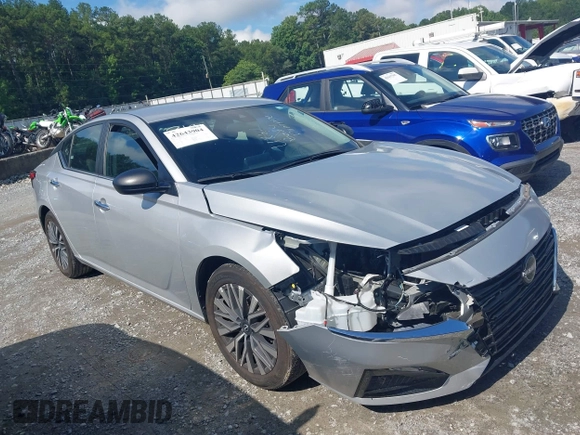 2024 Nissan Altima SV with VIN 1N4BL4DV4RN353196, listed as a IAAI auction lot 42643904 with 37,424 mi miles and . Bid and sale history available at DreamBid. Image 1.