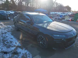2023 BMW 7 Series 760i xDrive с VIN WBA33EJ06PCM26281, выставлен на аукционе IAAI как лот 41241314 с пробегом 26 510 миль миль и . История ставок и продаж доступна на DreamBid. Изображение 1.