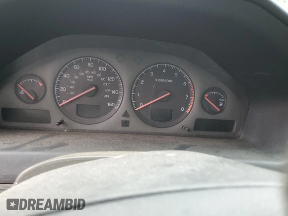 2001 Volvo V70 with VIN YV1SZ58D811036687, listed as a Copart auction lot 60785155 with Not provided miles and Salvage title. Bid and sale history available at DreamBid. Image 9.