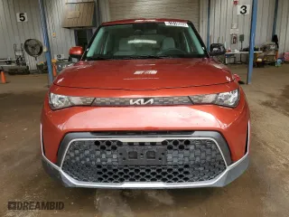 2025 Kia Soul LX with VIN KNDJ23AU8S7250291, listed as a Copart auction lot 51219505 with 6,639 mi miles and Clean Title. Bid and sale history available at carsss.com. Image 5.