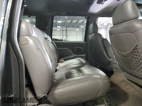 1999 Chevrolet Suburban with VIN 3GNFK16R8XG149091, listed as a Copart auction lot 71300024 with 254,044 mi miles and Salvage Title. Bid and sale history available at carsss.com. Image 11.