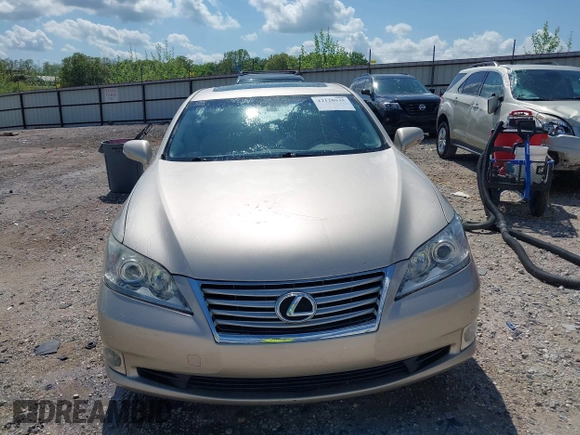 2010 Lexus ES 330 with VIN JTHBK1EG4A2390829, listed as a IAAI auction lot 42120535 with 111,764 mi miles and . Bid and sale history available at DreamBid. Image 13.
