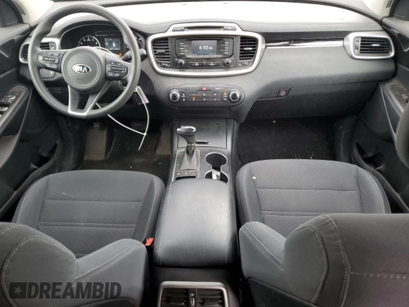 2016 Kia Sorento LX z VIN 5XYPGDA52GG107017, wystawiony jako Copart lot #55630995 z przebiegiem 110 423 mil mil oraz Nie do naprawy • Non repairable. Historia ofert i sprzedaży dostępna na DreamBid. Obrazek 8.