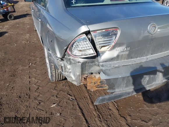 2008 Mercury Milan Premier с VIN 3MEHM08Z38R653040, выставлен на аукционе IAAI как лот 41490109 с пробегом 194 008 миль миль и . История ставок и продаж доступна на DreamBid. Изображение 13.