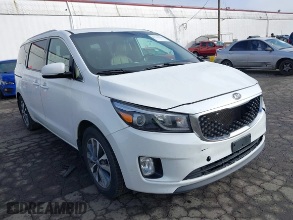 2016 Kia Sedona EX with VIN KNDMC5C14G6170086, listed as a IAAI auction lot 41736246 with 82,556 mi miles. Bid and sale history available at carsss.com. Image 1.