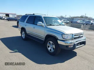 2000 Toyota 4Runner SR5 z VIN JT3HN86R1Y0296588, wystawiony jako IAAI lot #42005173 z przebiegiem 177 946 mil mil oraz . Historia ofert i sprzedaży dostępna na DreamBid. Obrazek 1.