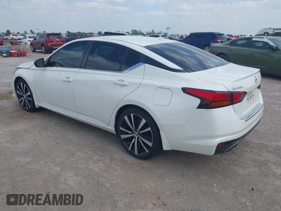 2020 Nissan Altima SR z VIN 1N4BL4CV8LC275140, wystawiony jako IAAI lot #42050885 z przebiegiem 61 198 mil mil oraz . Historia ofert i sprzedaży dostępna na DreamBid. Obrazek 3.
