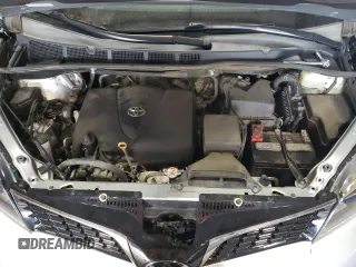 2019 Toyota Sienna SE с VIN 5TDEZ3DC3KS221691, выставлен на аукционе Copart как лот 68318484 с пробегом 59 319 миль миль и Списание • Salvage title. История ставок и продаж доступна на DreamBid. Изображение 12.