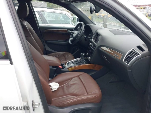 2015 Audi Q5 Premium Plus with VIN WA1LFAFP7FA037663, listed as a IAAI auction lot 41987163 with 139,509 mi miles. Bid and sale history available at carsss.com. Image 5.