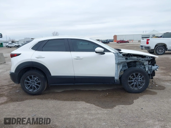 2024 Mazda CX-30 2.5 S with VIN 3MVDMBAM0RM624408, listed as a IAAI auction lot 41616350 with 6,473 mi miles. Bid and sale history available at carsss.com. Image 14.