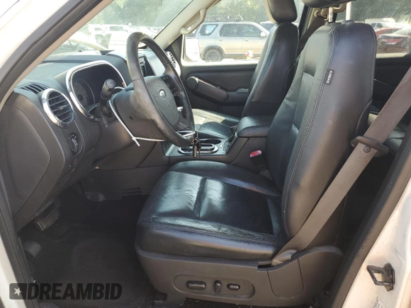 2008 Ford Explorer Limited with VIN 1FMEU65E58UA29737, listed as a Copart auction lot 72348964 with 238,293 mi miles and Salvage title. Bid and sale history available at DreamBid. Image 7.
