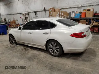2013 Infiniti M z VIN JN1BY1AP8DM511833, wystawiony jako Copart lot #42874265 z przebiegiem 152 708 mil mil oraz Czysty tytuł • Clean title. Historia ofert i sprzedaży dostępna na DreamBid. Obrazek 2.