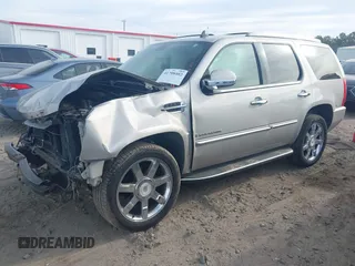 2008 Cadillac Escalade with VIN 1GYFK63848R236600, listed as a IAAI auction lot 41708402 with 193,214 mi miles. Bid and sale history available at carsss.com. Image 18.