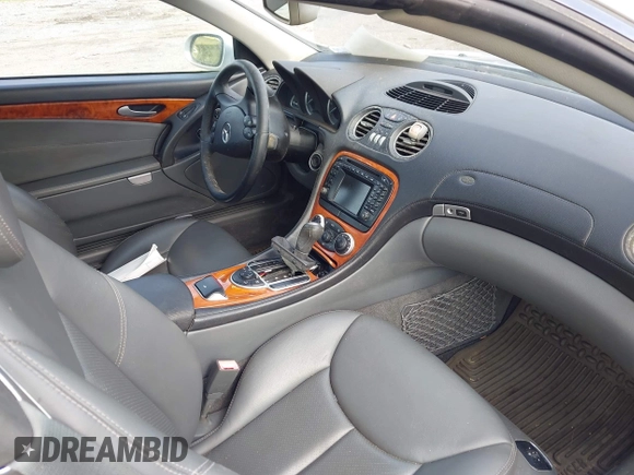 2003 Mercedes-Benz SL 500 с VIN WDBSK75F93F027609, выставлен на аукционе IAAI как лот 42386934 с пробегом Не указан миль и . История ставок и продаж доступна на DreamBid. Изображение 5.