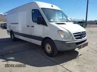 2011 Mercedes-Benz Sprinter Cargo with VIN WD3PE8CB5B5607099, listed as a IAAI auction lot 41802421 with 286,420 mi miles. Bid and sale history available at carsss.com. Image 1.