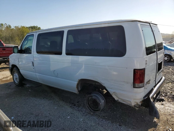 2009 Ford Econoline Passenger XL с VIN 1FBNE31LX9DA00518, выставлен на аукционе Copart как лот 74090534 с пробегом 274 223 миль миль и На запчасти • Non repairable. История ставок и продаж доступна на DreamBid. Изображение 2.