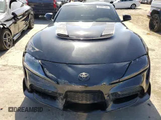 2021 Toyota Supra 3.0 z VIN WZ1DB0C01MW036730, wystawiony jako Copart lot #57497785 z przebiegiem 15 285 mil mil oraz Szkoda całkowita • Salvage title. Historia ofert i sprzedaży dostępna na DreamBid. Obrazek 5.