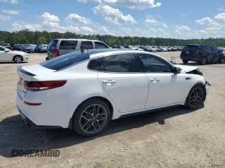 2019 Kia Optima SX with VIN 5XXGW4L29KG327192, listed as a Copart auction lot 52411425 with 109,785 mi miles and Salvage title. Bid and sale history available at DreamBid. Image 3.