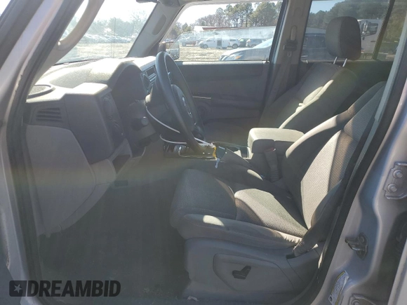 2006 Jeep Commander с VIN 1J8HG48N26C155767, выставлен на аукционе Copart как лот 85277654 с пробегом 166 693 миль миль и Списание • Salvage title. История ставок и продаж доступна на DreamBid. Изображение 7.