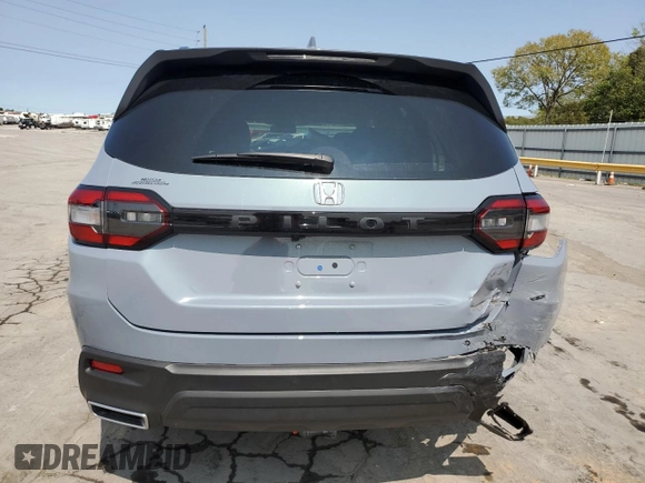 2024 Honda Pilot Sport with VIN 5FNYG2H34RB005497, listed as a Copart auction lot 70763684 with 8,951 mi miles and Salvage Title. Bid and sale history available at carsss.com. Image 6.