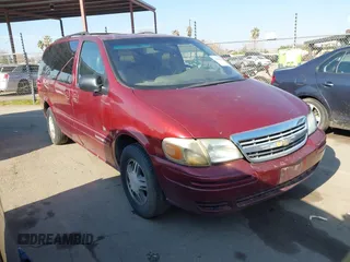 2001 Chevrolet Venture Warner Bros 1SE z VIN 1GNDX13E01D201117, wystawiony jako IAAI lot #41442279 z przebiegiem 148 090 mil mil oraz . Historia ofert i sprzedaży dostępna na DreamBid. Obrazek 1.