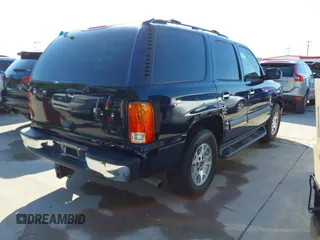 2004 Chevrolet Tahoe LT with VIN 1GNEC13Z64R186097, listed as a IAAI auction lot 42035901 with 285,408 mi miles. Bid and sale history available at carsss.com. Image 4.