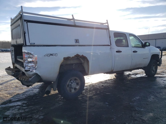 2008 Chevrolet Silverado 3500HD SRW LT w/1LT with VIN 1GCHK33678F180956, listed as a Copart auction lot 42951425 with 292,253 mi miles and Salvage Title. Bid and sale history available at carsss.com. Image 3.