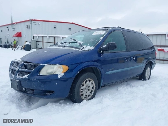 2001 Dodge Caravan Sport with VIN 2B4GP44RX1R229672, listed as a IAAI auction lot 41494222 with 217,673 mi miles. Bid and sale history available at carsss.com. Image 2.