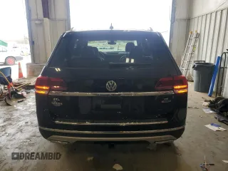 2019 Volkswagen Atlas SEL Premium с VIN 1V2NR2CA3KC621499, выставлен на аукционе Copart как лот 53777925 с пробегом 108 604 миль миль и Списание • Salvage title. История ставок и продаж доступна на DreamBid. Изображение 6.