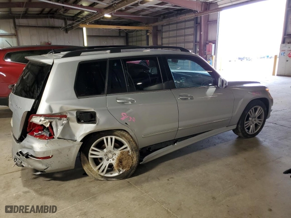 2014 Mercedes-Benz GLK-Class GLK 350 with VIN WDCGG8JB8EG326873, listed as a Copart auction lot 51078665 with 95,160 mi miles and Salvage Title. Bid and sale history available at carsss.com. Image 3.