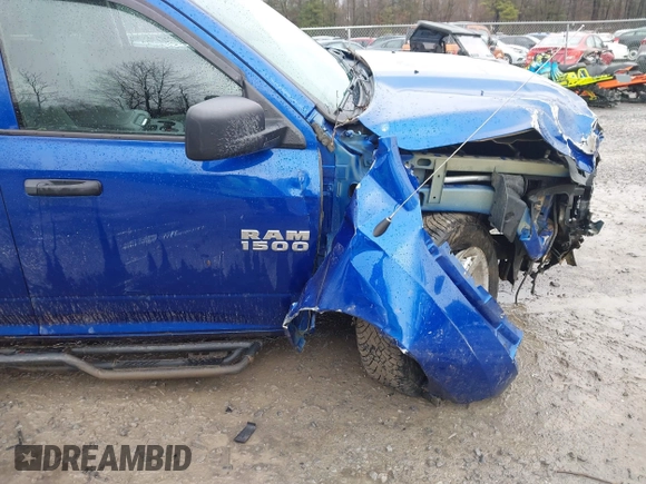 2018 Ram 1500 Express z VIN 1C6RR7FG2JS204564, wystawiony jako IAAI lot #41948064 z przebiegiem 54 340 mil mil oraz . Historia ofert i sprzedaży dostępna na DreamBid. Obrazek 6.