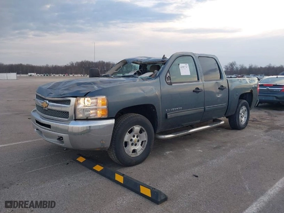 2012 Chevrolet Silverado 1500 LT with VIN 1GCPKSE77CF148478, listed as a IAAI auction lot 41907747 with 258,801 mi miles. Bid and sale history available at carsss.com. Image 2.